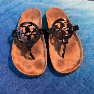Tory Burch Miller Cloud Sandals Black Patent Leather Logo Size 8